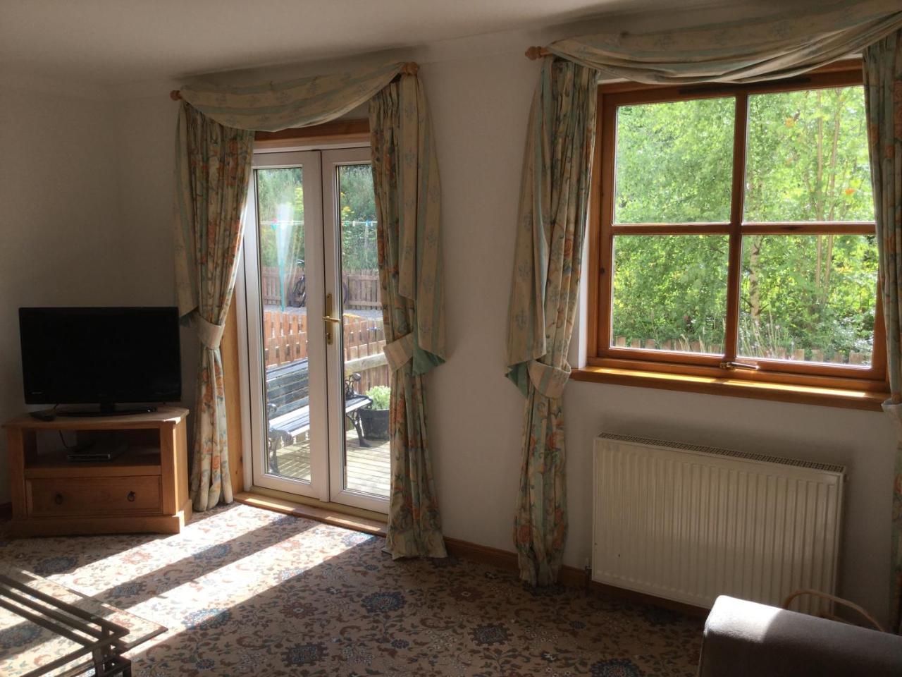 Two-Bedroom Apartment - Golf View Free Parking Inverness Exterior foto
